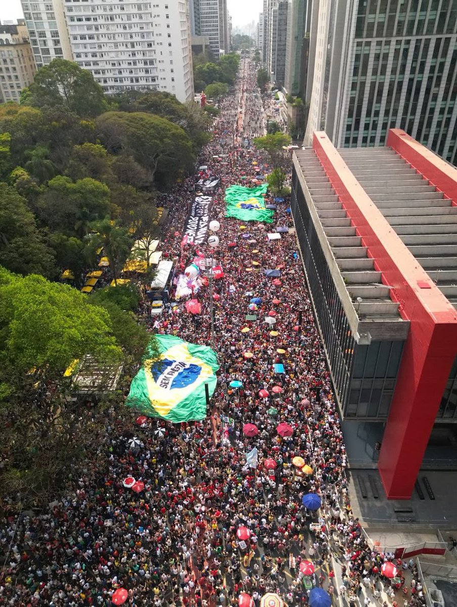 Vinicius tweet media