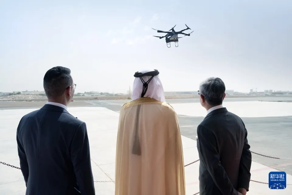 guodong440149's tweet image. Sidrastart, Low-Altitude Economy As one of the significant measures to transform the capital of the United Arab Emirates into a smart and sustainable transportation hub, the Emirate of Abu Dhabi has initiated a pilot project for drone-based package delivery
@LowAltEcon