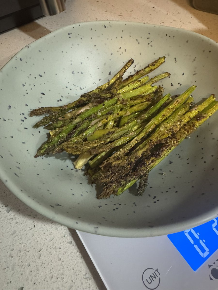 Ian is eating lots of asparagus these days which we usually like to cook on the grill. But there’s no time for grilling lately and I have to prep lots at once, so I’ve discovered that asparagus also turns out really tasty and crisp if you cook it in the air fryer (390) for 13