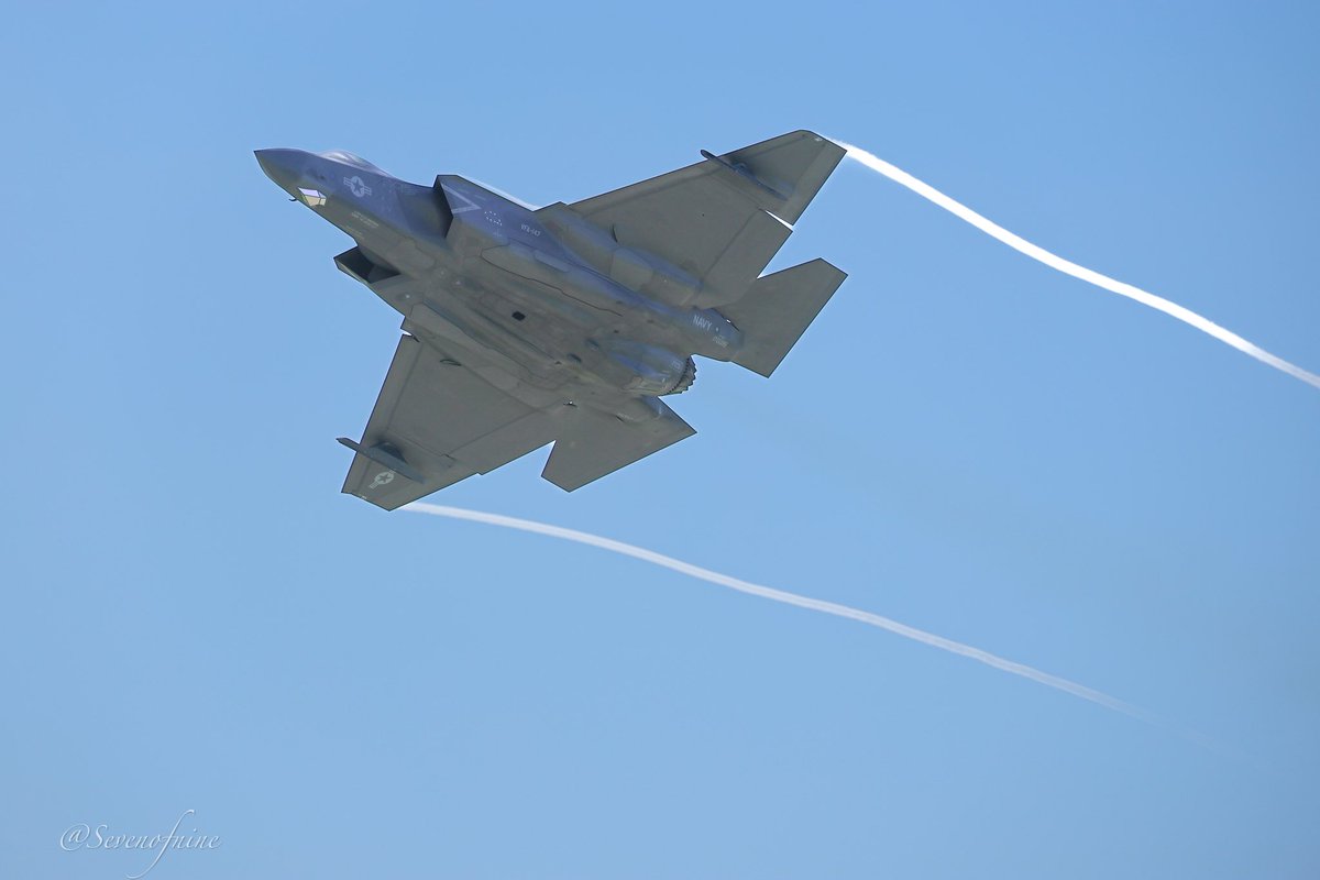 sevenofnine7901's tweet image. 午前中ノーフラかと思ったけど飛んでくれました❣️

2025/09/22撮影

#岩国基地
#F35C