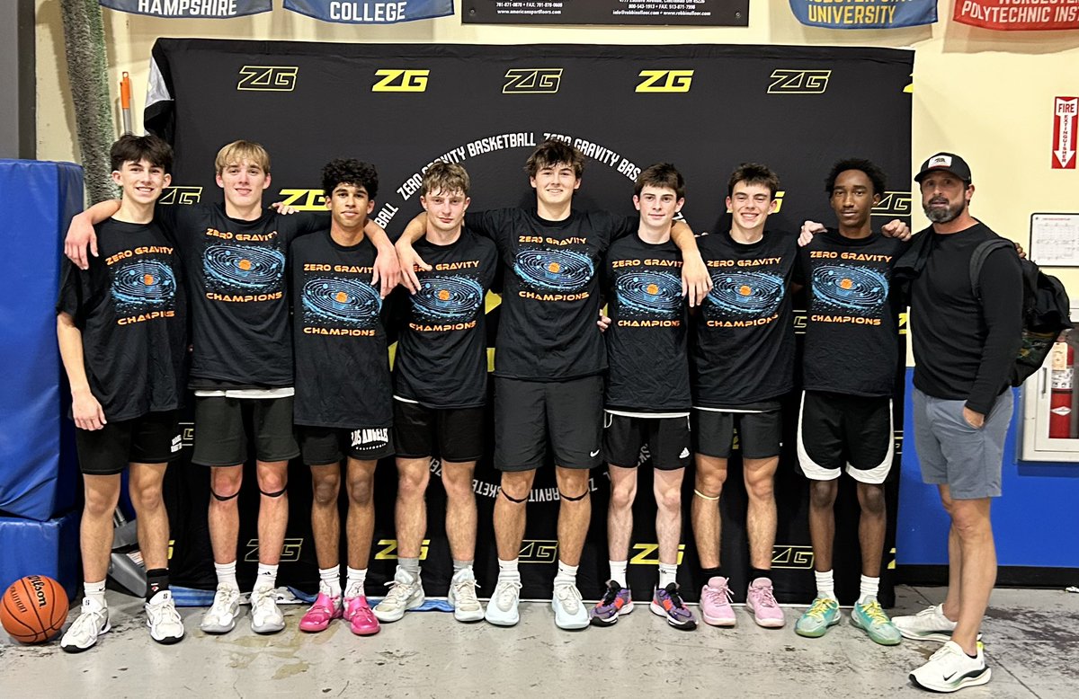 Great weekend for the Cobras - last week varsity and JV both won their tourney.  This week varsity and grade 9 win it.