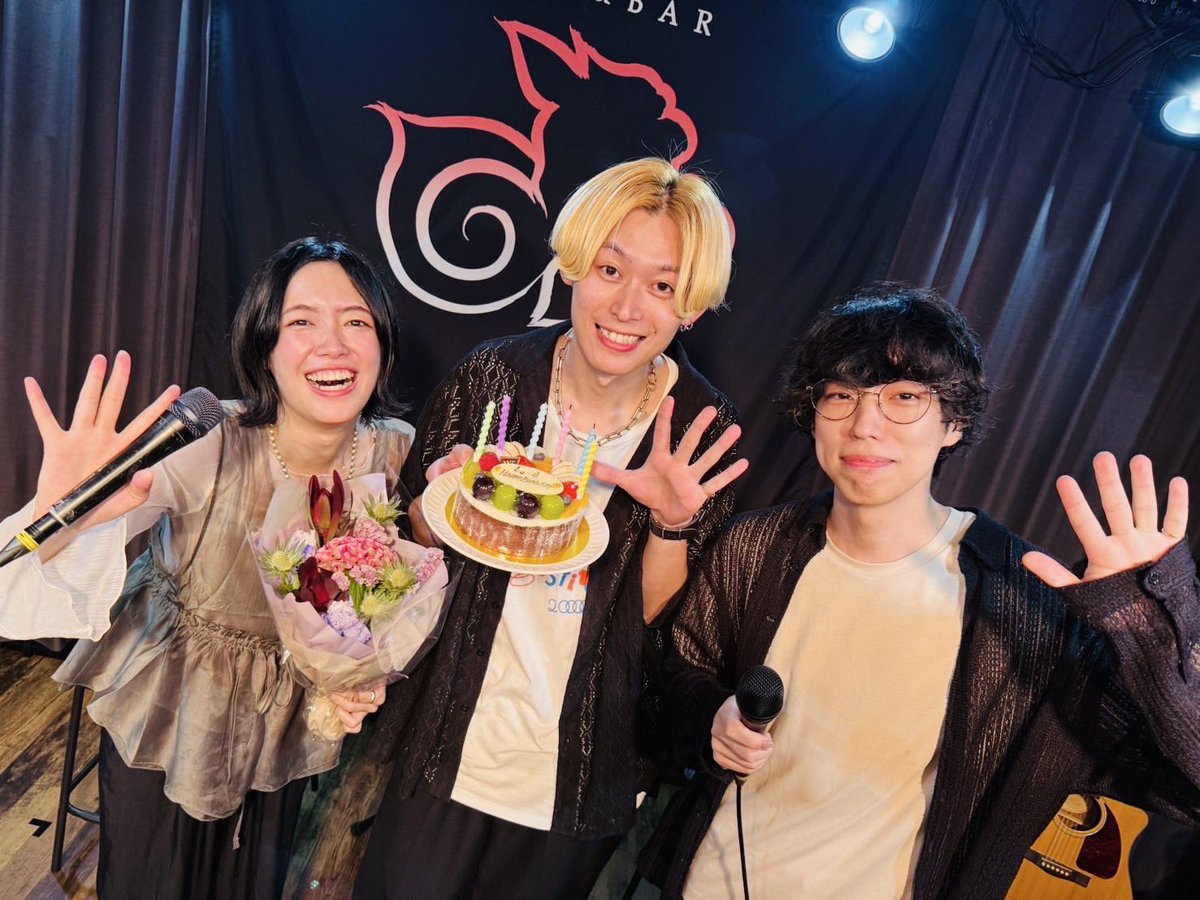 【 2025.9.21(日)心斎橋真心場 】

1. 18BLUE
2. 友として
3. baby
4. 備忘録
5. aiai
6. あほらしい
7. なぁ、
8. ふくらみ
9. 今日を生きるうた
10. 私だけの人生
11. 完璧じゃなくていいよ(仮)

会場でも配信でも見てくれた皆様
最高の日を本当にありがとです🥹❣️

綾目＆真心場＆あなたらぶ🫶🏻