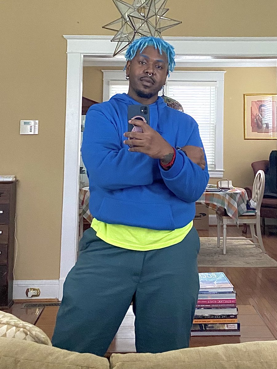 MercuryInVirgo's tweet photo. Today was cute like me fr https://t.co/B8FNExuVaL