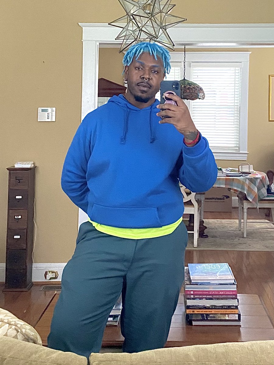 MercuryInVirgo's tweet photo. Today was cute like me fr https://t.co/B8FNExuVaL