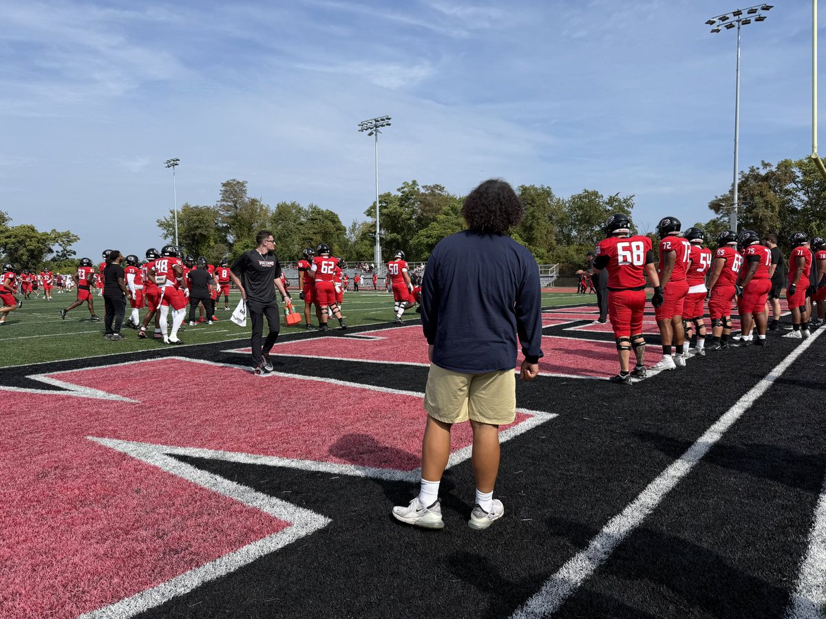 I had a great time <a href="/VulcanFootball/">California (PA) Vulcan Football</a> game yesterday Thank you <a href="/CoachSalsCalU/">Chad Salisbury</a> <a href="/CoachPapley/">Tony Papley</a>  for having me up!!
<a href="/CoachWeachter/">Jeff Weachter</a>