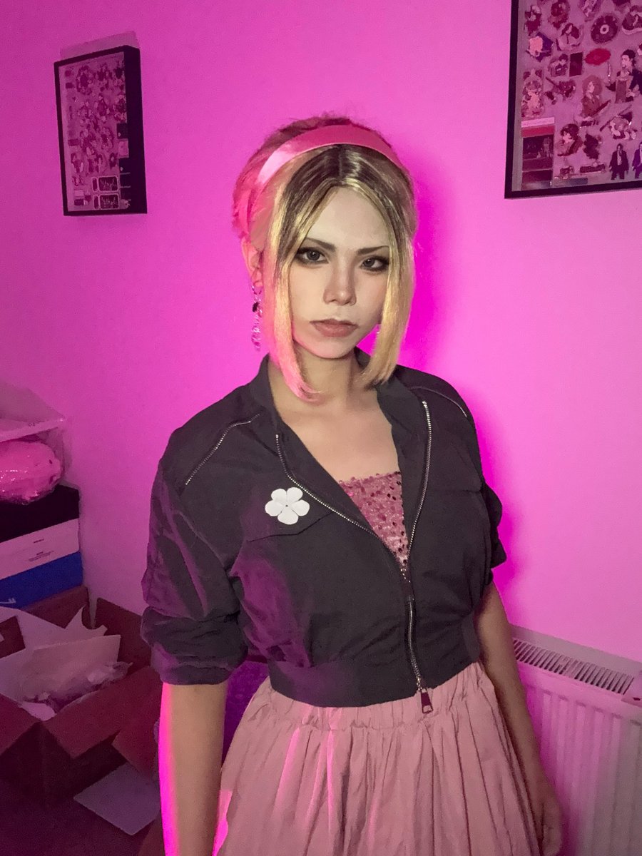Andromeda_Grit's tweet image. 是小玫瑰，我尽力了，，
#doctorwho #rosetyler #cosplay