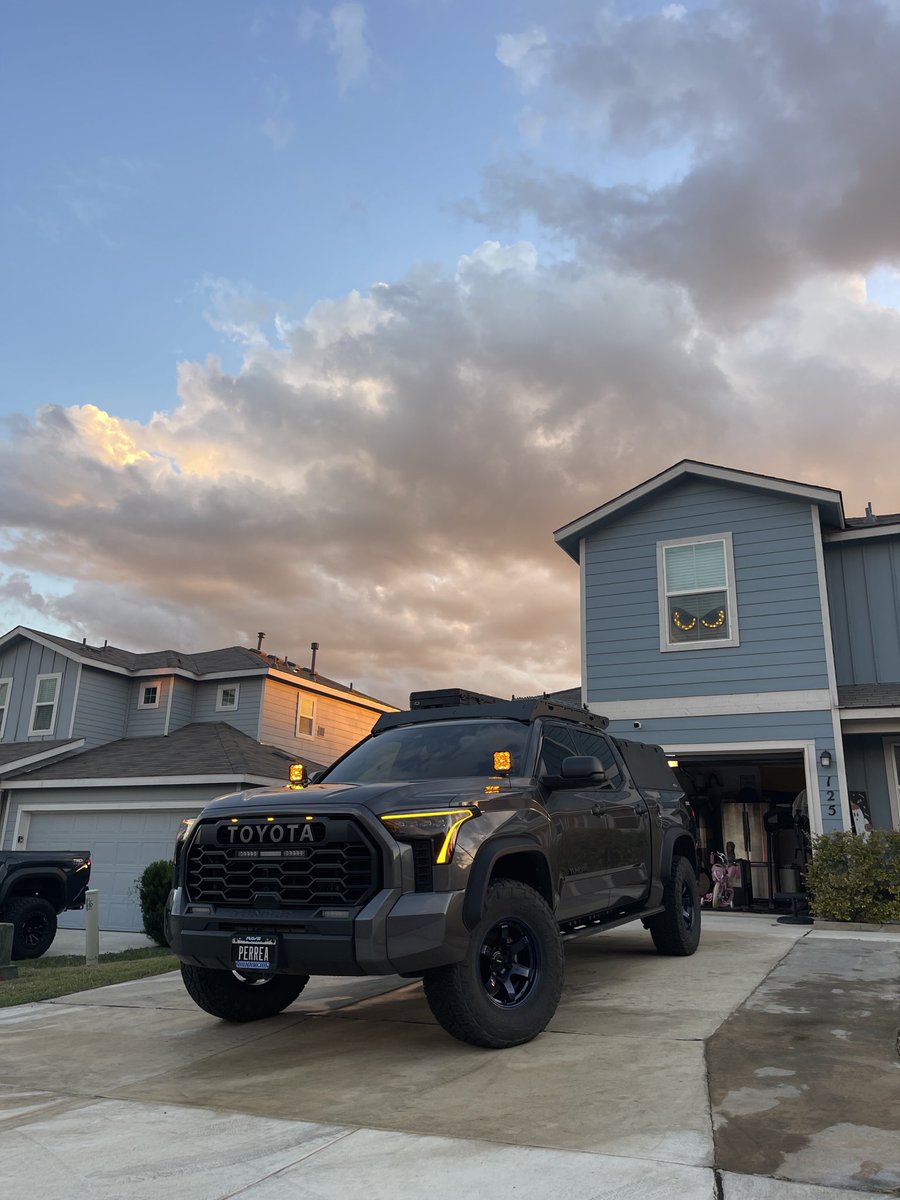 RickyTanga 🗽 tweet media