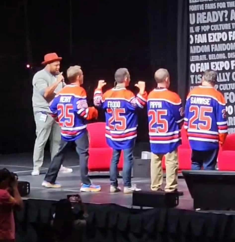 I can now die happy knowing the hobbits bleed orange and blue