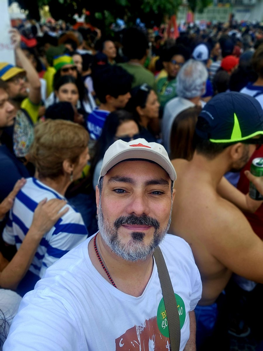 rodoinside's tweet image. Porque o Brasil merece ser feliz. Anistia é o caralho! Blindagem pra bandido é o caralho!

#SemAnistia #PecDaBlindagemNão #EiBolsonaroVaitomarNoCu