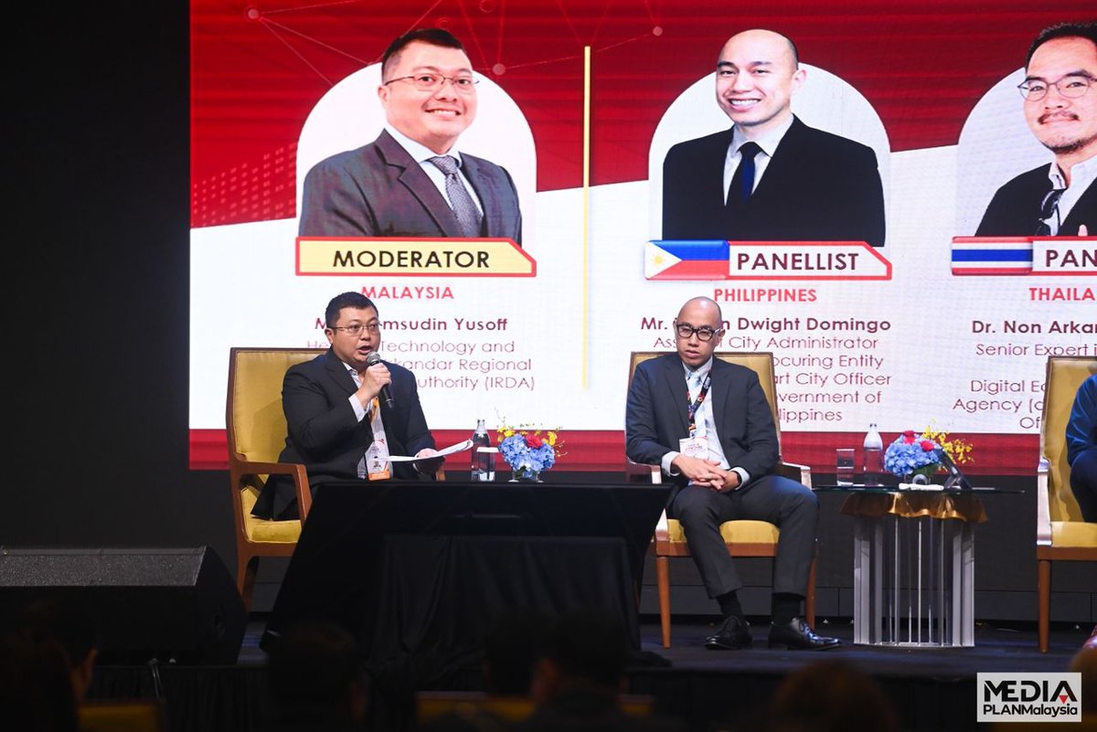Iskandar Malaysia tweet media