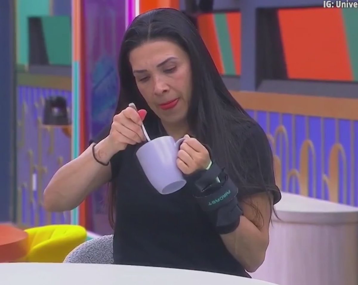 #YoVotoXDalilah este ser que todos dicen que está lleno de maldad y que caga con su actitud, cuando realmente es esto: