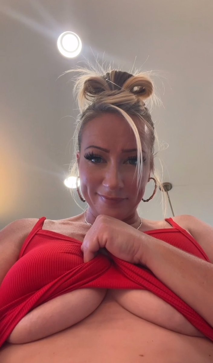 MommysStretched's tweet photo. Hey 👋 

#spicymodel #spicycreator #onlyfans #baddragon #stretchme #spicy #fansly #natural https://t.co/r5aTFDtONE
