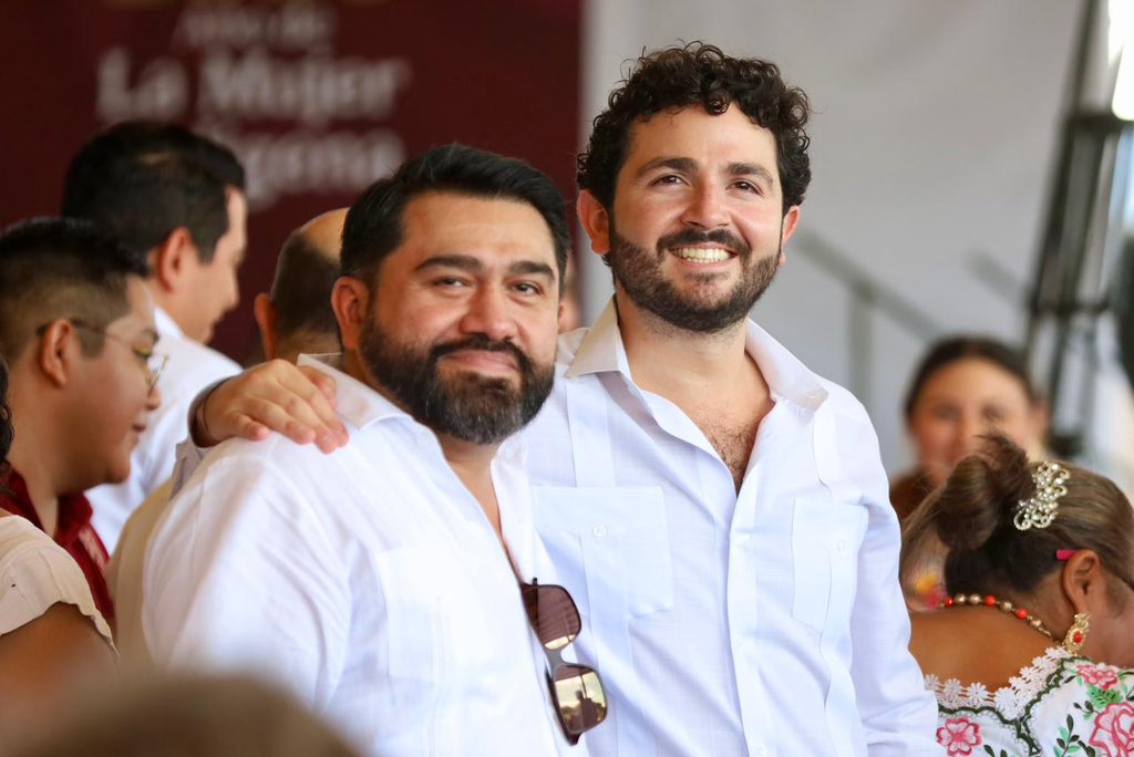 Milo_barrera's tweet image. ✅ Estuvimos presentes en el Primer Informe de la Presidenta @Claudiashein en Yucatán.

Cuando se trabaja en unidad, los proyectos se convierten en realidades que cambian vidas. 💪🏼
Sigamos caminando juntos con visión y compromiso, para que Yucatán y México sigan creciendo fuertes…