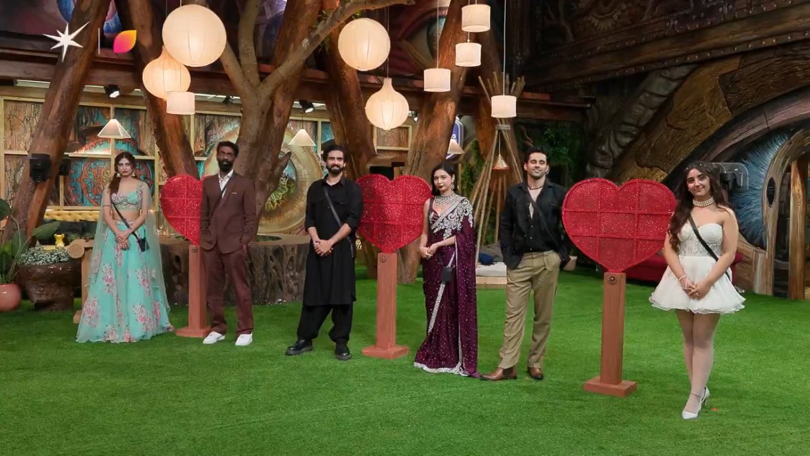 Bollywood_fare's tweet photo. Which bond are you liking the most in #BiggBoss19? 🤔💬” https://t.co/jxODE2Si1h