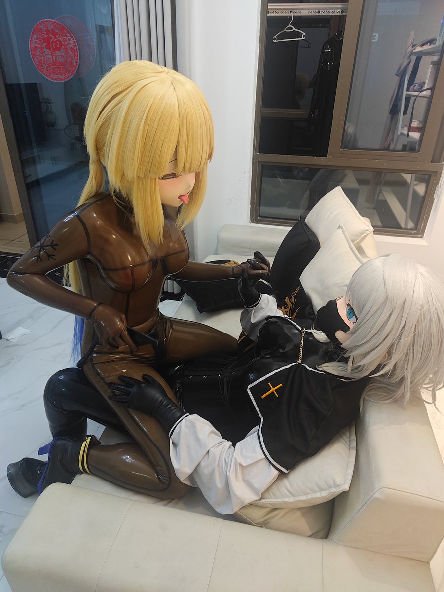 #kigurumi #latex #着ぐるみ 
贴贴
<a href="/Master_BiHan/">避寒🧊❄</a>