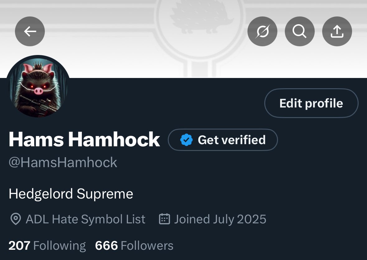 My follower count is the worst number in existence. Can mi frens plz help me out and fix it? 😭🙏🏻