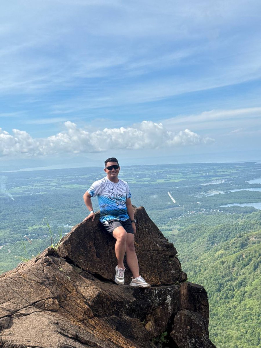 iamroy12's tweet photo. SANDUNGAN, Gorilla Peak 🦍 🩷🩵 https://t.co/NmwTEdm06g