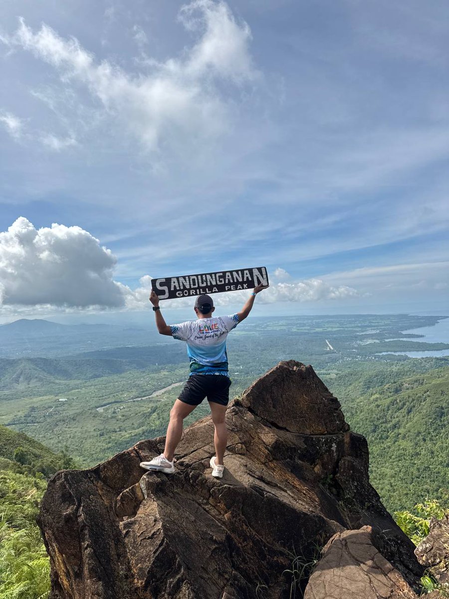 iamroy12's tweet photo. SANDUNGAN, Gorilla Peak 🦍 🩷🩵 https://t.co/NmwTEdm06g