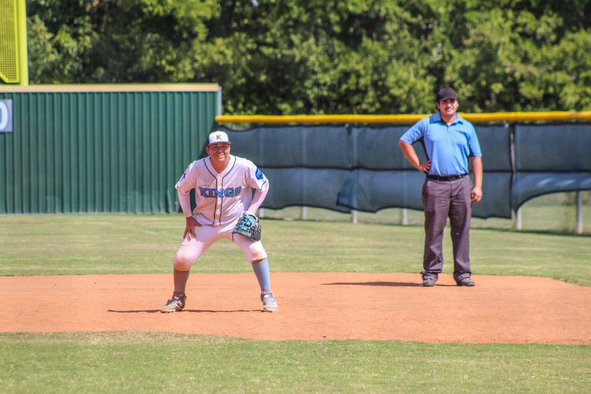 Osito44VR's tweet photo. It was a good day for some @NTXKingBaseball 
Went 3 for 4
5 RBIs 
1 double
1 walk 
2 HBP

@LDBellBaseball https://t.co/2dy6GAmSSd
