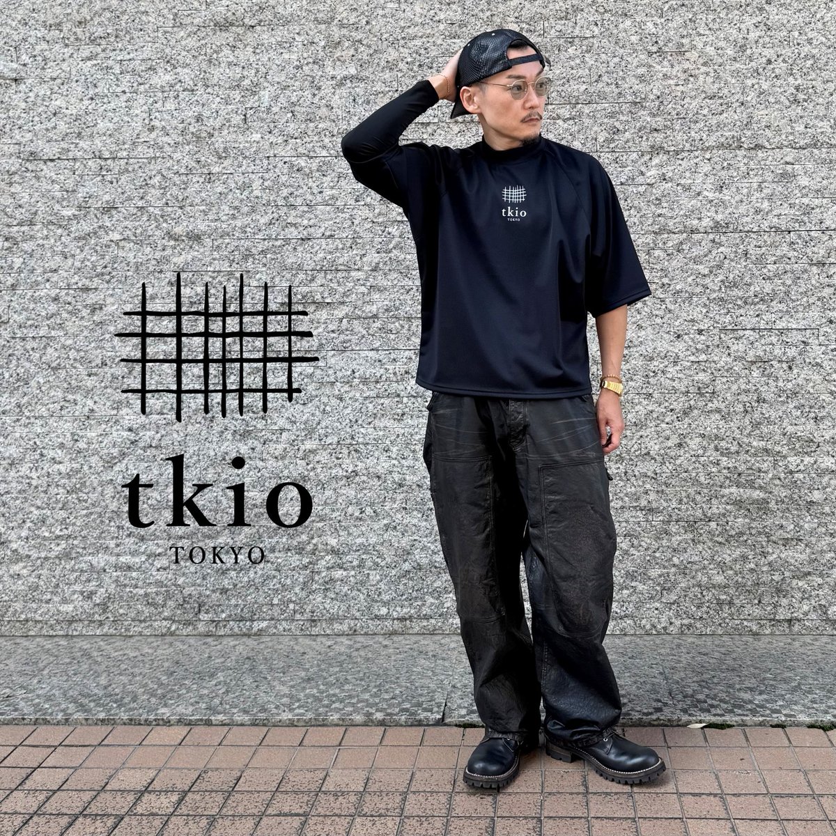 keyouknow's tweet photo. 『tkio』からTシャツをリリースしています。

カイトスリーブでゆったりしたデザインながら、肌への接触面を減らした快適な肌触りと通気性。さらに、吸汗速乾機能(スパッシー素材)と、抗菌防臭加工(ユニフレッシャー加工)も備えています。

残暑のこの時期にぜひ♫

https://t.co/tQeqj0XMNV

#tkio https://t.co/1uX3XKFoQj