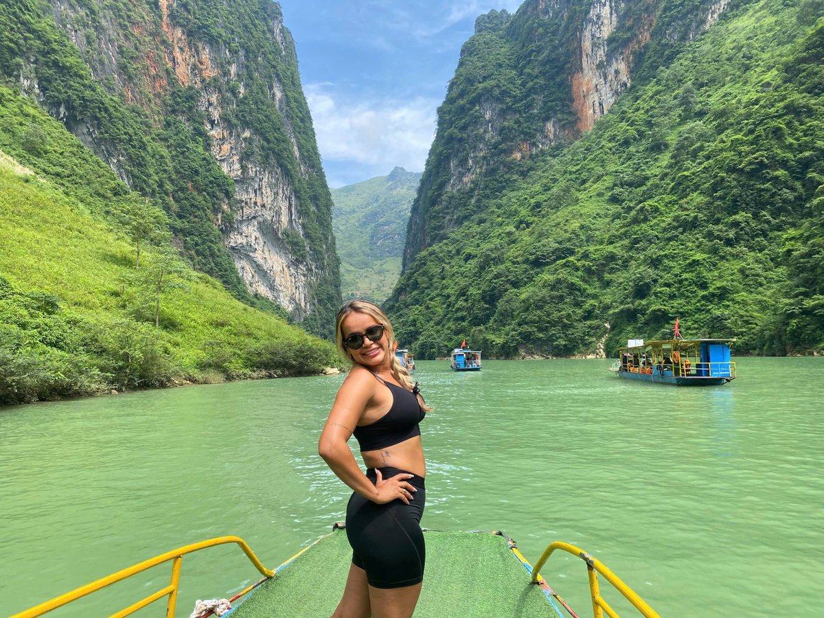 Zinghomehagiang's tweet image. 🌄 Ha Giang Loop 3D2N with ZingHome Ha Giang Loop Tours 🏍️
✨ Ready for the adventure of a lifetime? Contact us now to book your tour with ZingHome!
-----
☎️WhatsApp (+84) 813682323
🌐 Website: zinghomehagiang.com
#zinghomehagiang #hagiangloop #hagiangtrip #hagiangtravel