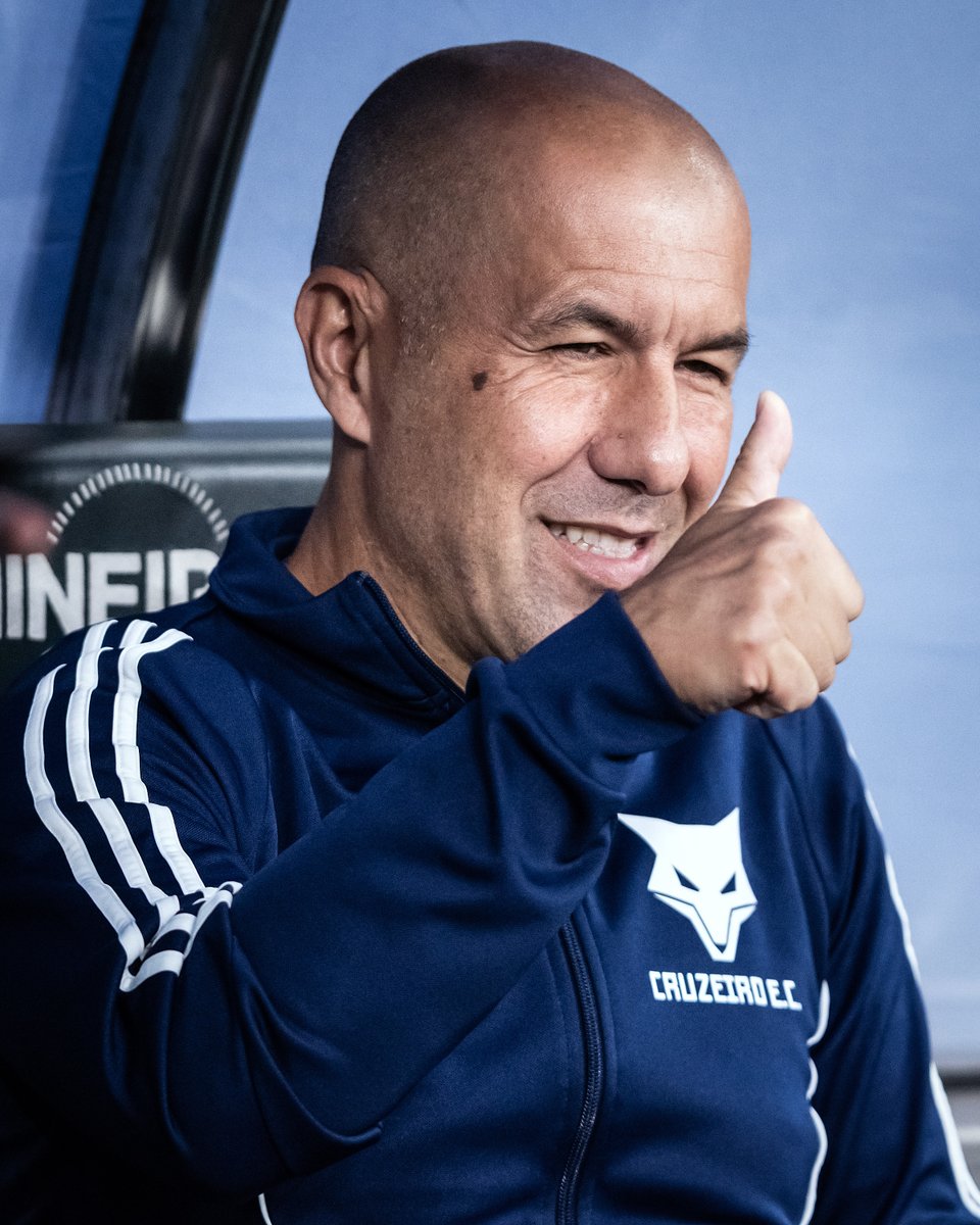 Cruzeiro's tweet photo. Boa noite, Nação! 😁👍

📸 @ggaleixo / Cruzeiro https://t.co/8GqfjwRReo