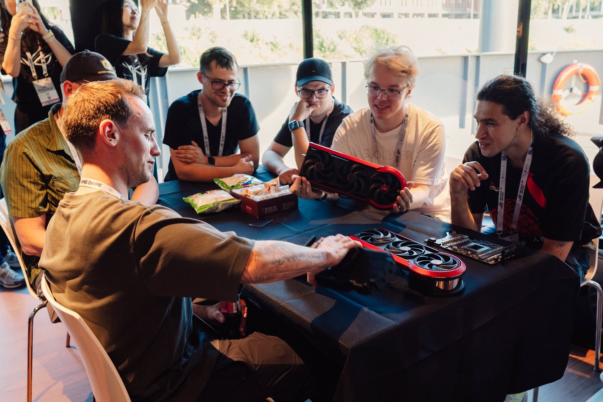 ASUSPressRoom's tweet photo. During #Gamescom2025, we were joined by influencers @der8auer, @Bens_Hardware, @HardwareDealz, and @TrilluXe to hold three fan workshops on PC DIY, displays, and gaming gear. 

Huge thanks to everyone who shared their thoughts with our product teams — your feedback shapes the future of ASUS and ROG! 🔥

#ROGamescom2025 @ASUS_ROG