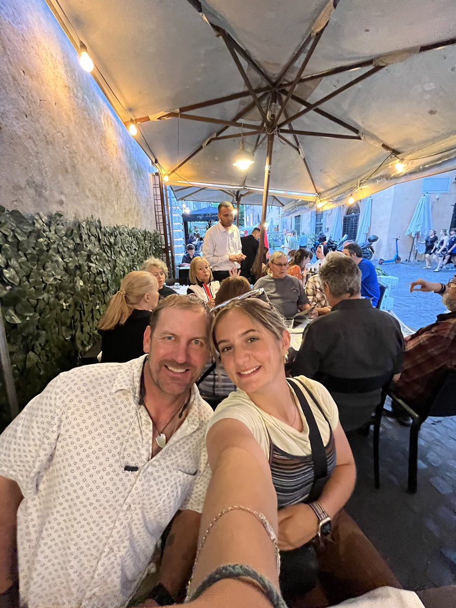 CoachHorne36's tweet photo. The first “linebacker” I ever coached, best travel buddy, even more beautiful inside than out, who works relentlessly to chase her dreams on and off the court. I love you more than any words. Happy birthday @Lucihorne8. ❤️U🐻 https://t.co/xPVX3UEpaL