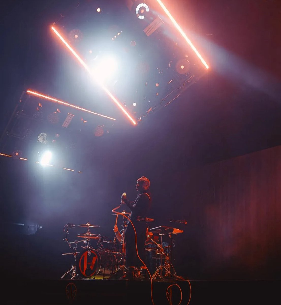 clikkiescrave's tweet photo. 📸 | photos of @twentyonepilots from Toronto Night One !! 

via @/andres.amaya89 on instagram https://t.co/oXsbhT1oko