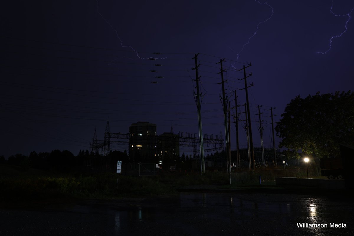 Colin Williamson (@colinwxchaser) on Twitter photo Tonight's storm from Rossland and Wilson Oshawa Tonight's storm from Rossland and Wilson Oshawa