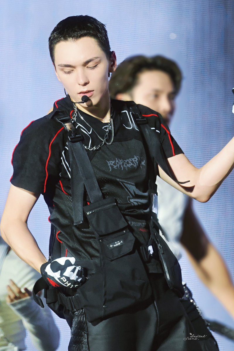 250913 NEW_ IN INCHEON D1
📸 HD

#버논 #최한솔 #VERNON #バーノン
#세븐틴 #SEVENTEEN