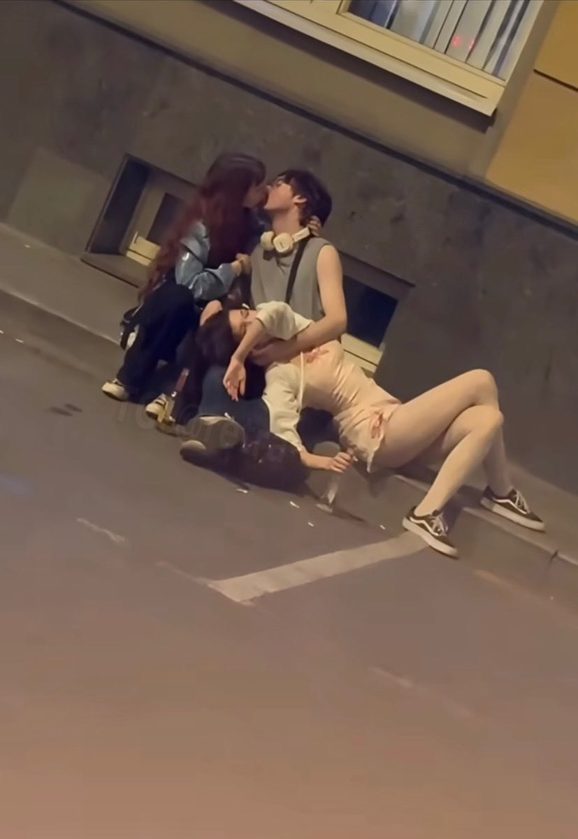 Takeshi Kovacs tweet media