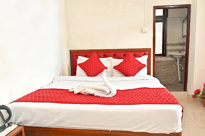 OliveMurti's tweet photo. Hotel Continental
https://t.co/OV7knszF37
#Navratri2025
#नवरात्रि
#जय_माता_दी
#JaiMataDi
#GSTBachatUtsav
#GodMorningMonday
#23Yrs_Of_Hindujagruti
#माँ_शैलपुत्री
#MaaShailputri
#INDvsPAK
#AgrasenJayanti
#PakistanCricket
@Darjeeling6174
@joydeb009 https://t.co/Kzi5YscR5o