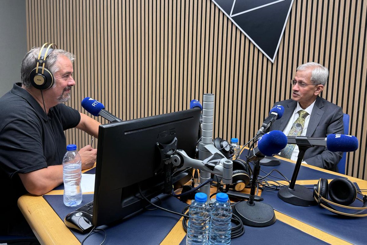 🎤 ENTREVISTA RECOMANADA
El programa Avui serà un bon dia, de <a href="/rtvandorra/">RTVA</a>, va entrevistar l'estudiós indi <a href="/Sundeepwaslekar/">Sundeep Waslekar</a>, que la setmana passada va presentar a la <a href="/UdAndorra/">Universitat d'Andorra</a> el seu llibre 'A World without War'.
➡️ rtva.ad/ca/programes/s…