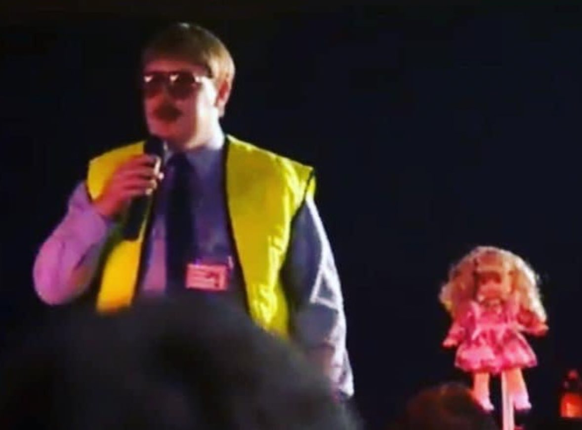No Context Phoenix Nights (@phoenixnightsnc) on Twitter photo 