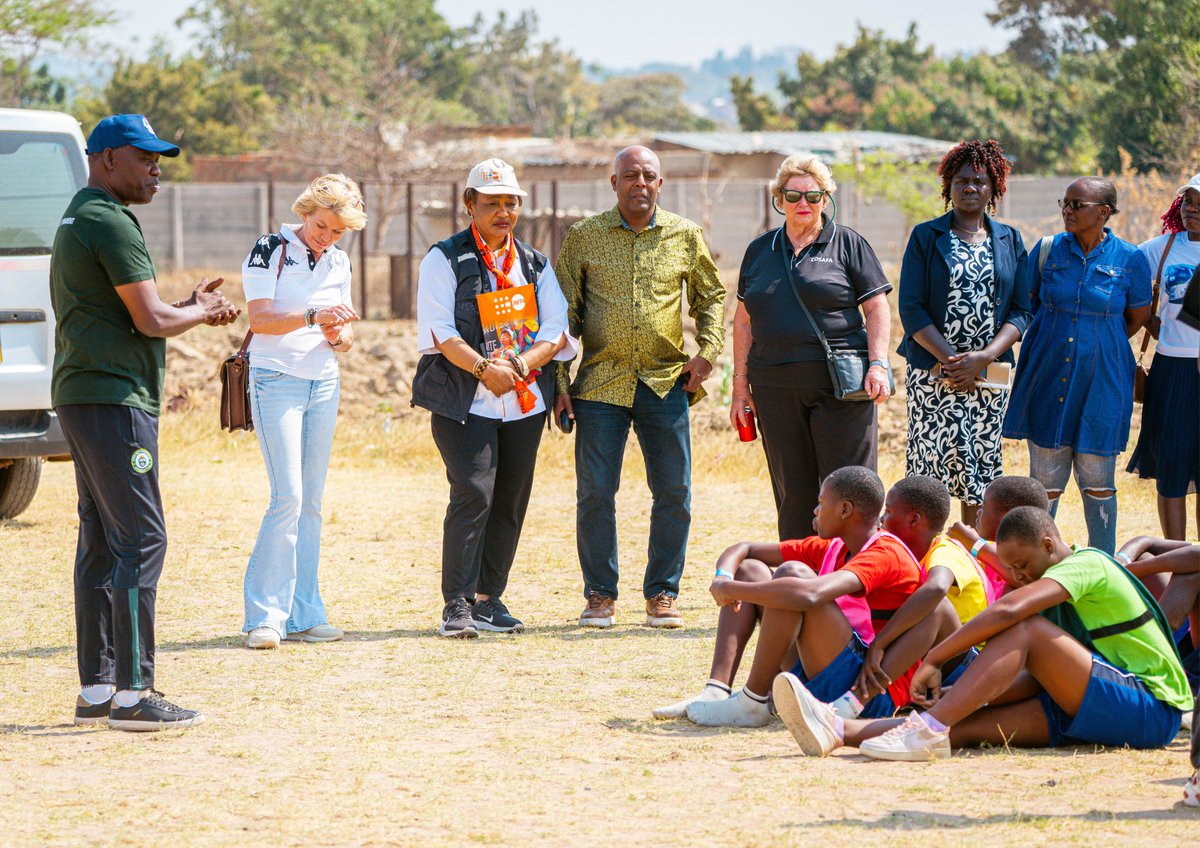 We joined the Coaching Clinic hosted by @UNFPAZimbabwe, @COSAFA, &amp; <a href="/online_zifa/">Zimbabwe Football Association</a>!

Through interactive sessions, we engaged adolescents on #SRHR &amp; #GBV prevention building confidence, knowledge &amp; healthy relationships. 

#SRHR #YouthEmpowerment #GBVPrevention #ClimateAction