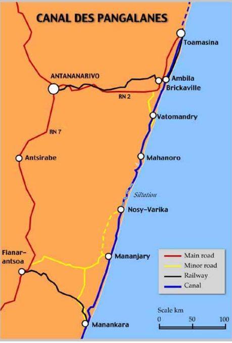 Stonefishweirs's tweet photo. #Madagascar pangalanes canal build between 16th/19th century linking the coast & #tropicalforest withmajo r urban centres. 645 kilometres (400 mi) of lakes and canals are used for #fishing, #fishweir, transporting items such as #wood, #charcoal, dried fish and forest produce. 1/3 https://t.co/yM5E6Oy0co