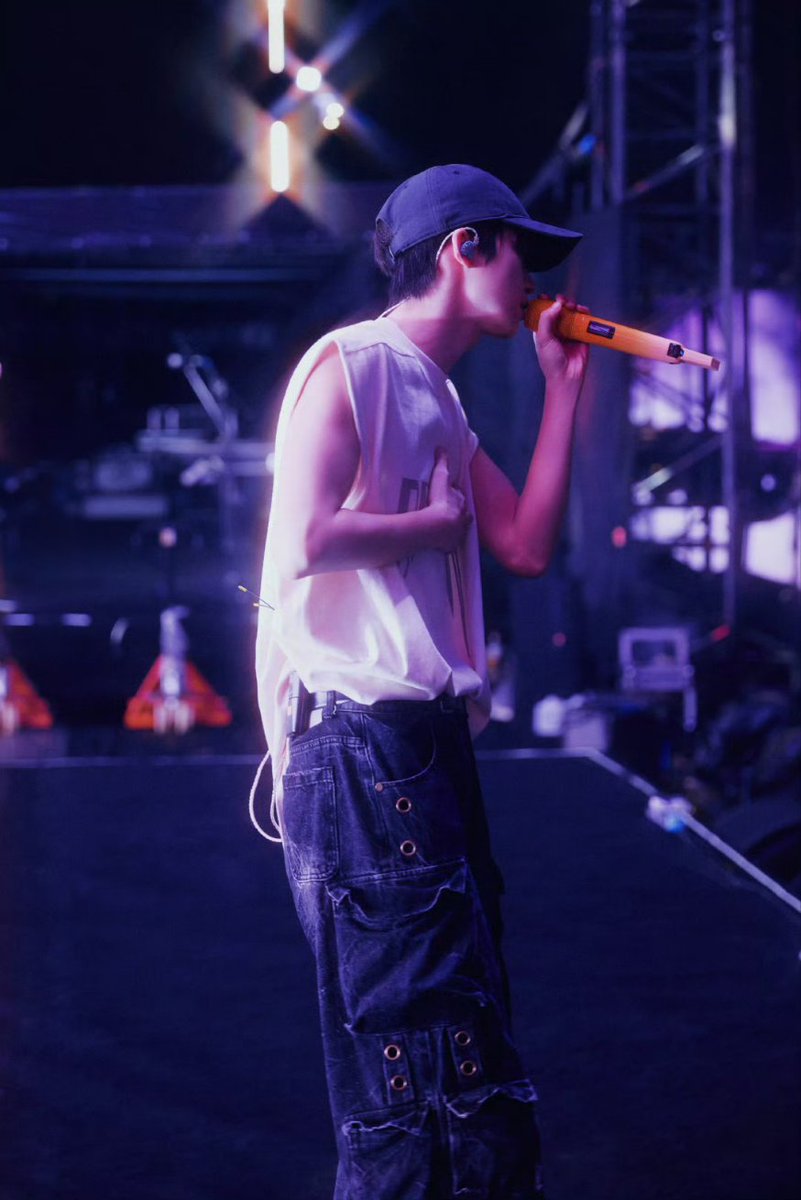 𝐄𝐧𝐜𝐡𝐚𝐧𝐭𝐢𝐧𝐠 𝐙𝐈𝐘𝐔 (梓渝) tweet media