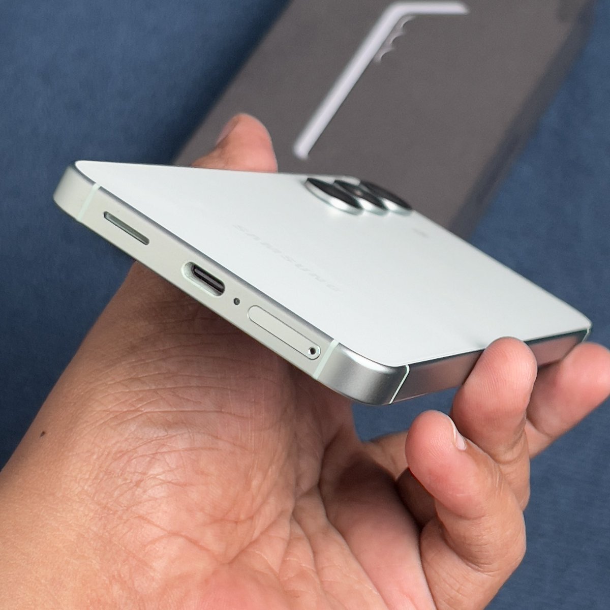 jodhafes's tweet image. Samsung S25 (basic)
Ram 12gb, Internal 256gb
Garansi Resmi SEIN 25/03/2026
Fisik Mulus 99%
All fungsi normal
Kelengkapan fullset
Garansi personal

Harga 11.500.000
Lokasi Jogja / cod menyesuaikan

WA 0812-3331-2818
Atau inbox
#hpsecond #samsungsecond #jualhpsecond #wts