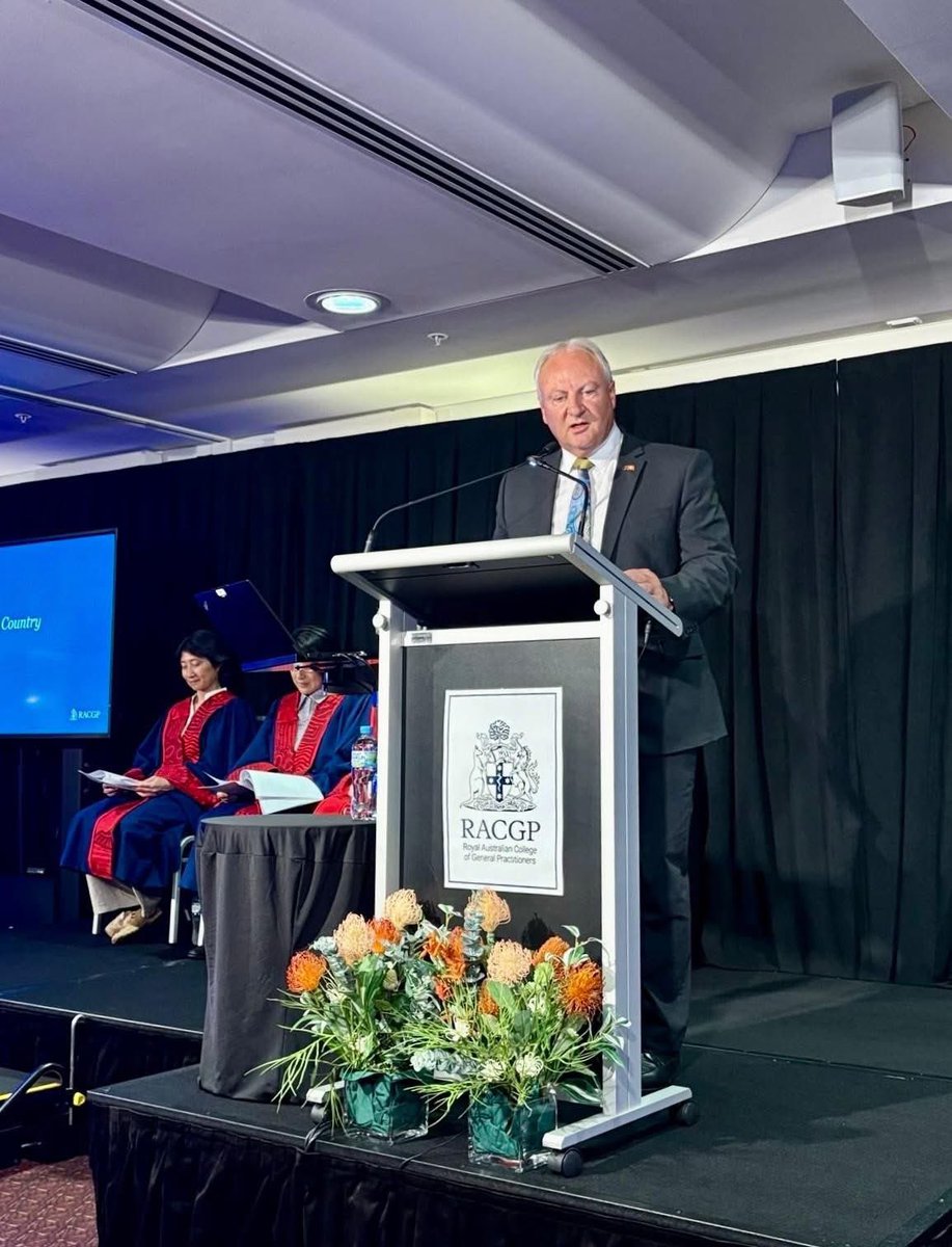 SteveEdgoMLA's tweet image. What a privilege it was to host the The Royal Australian College of General Practitioners (@RACGP) Fellowship and Awards Ceremony at Parliament House.

General practice is the backbone of our health system and here in the #Territory, GPs provide unique continuity of care to…