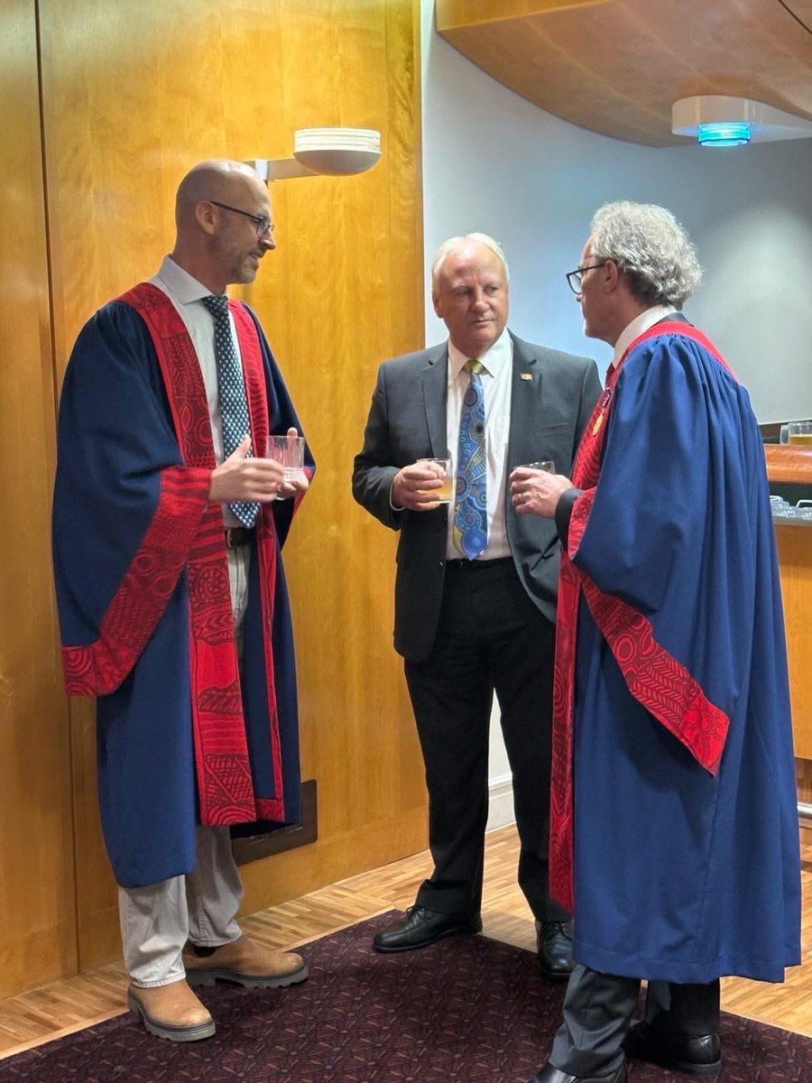 SteveEdgoMLA's tweet image. What a privilege it was to host the The Royal Australian College of General Practitioners (@RACGP) Fellowship and Awards Ceremony at Parliament House.

General practice is the backbone of our health system and here in the #Territory, GPs provide unique continuity of care to…