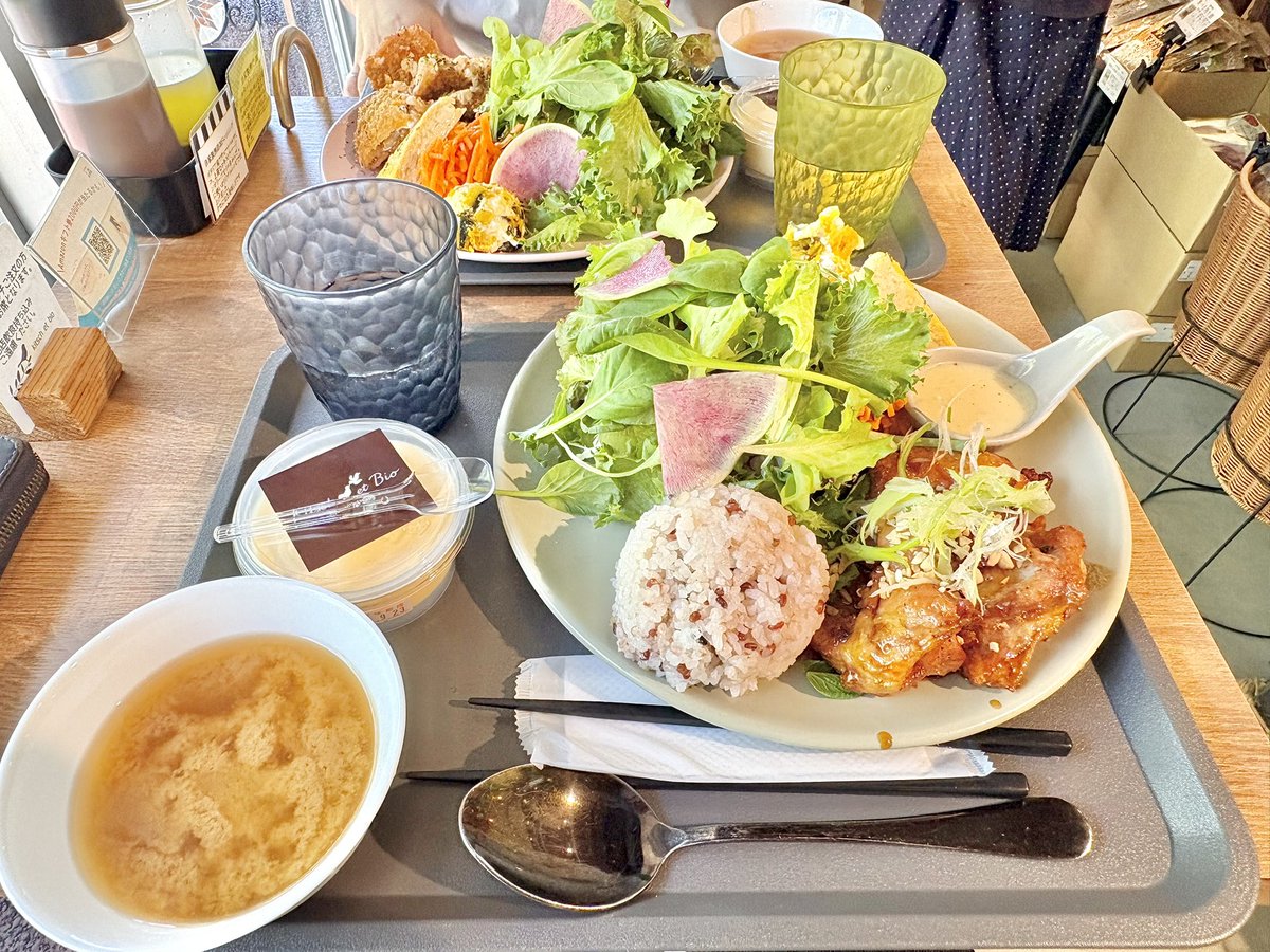 今日のランチ美味しかったけど量が多かった…
