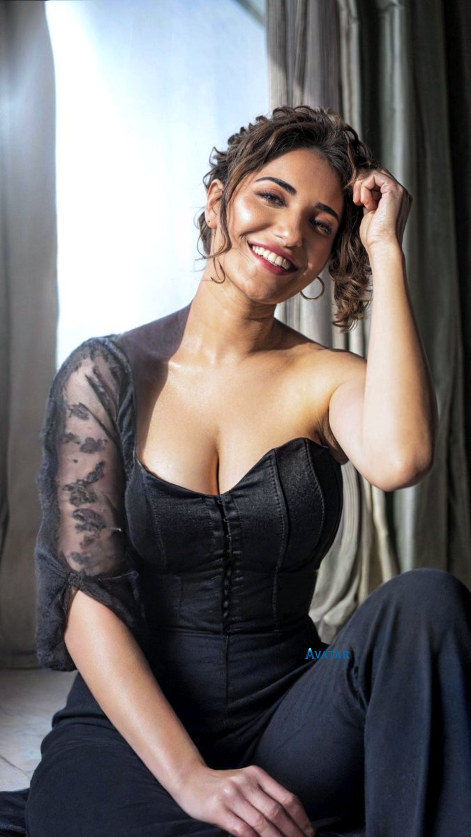 G1b5a_RW0AEuTeP?format=jpg&name=medium