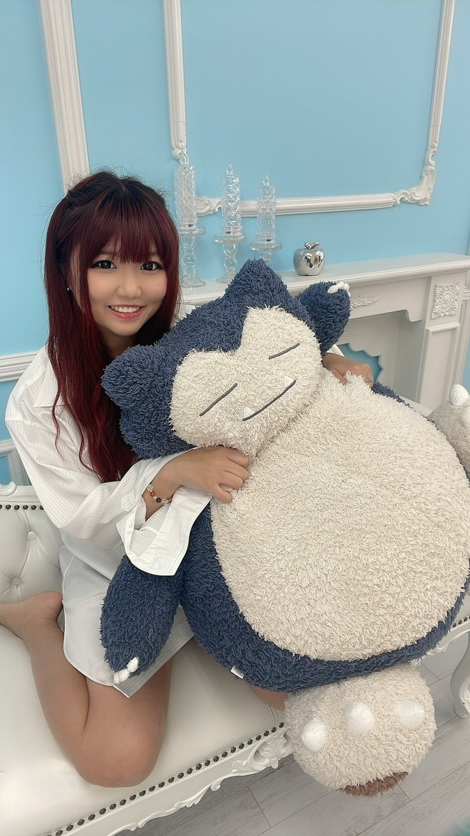 れみぱんあんぱん顔ぱんぱん👹
大月れみです🥳
麻雀プロ9年目です！！！
他にもボートレース、スロット、ポーカー、YouTubeなど色々やってます🌻

今年の目標がフォロワー数1万人だったのであと少し！！🥹
是非フォローして頂けると嬉しいです😆よろしくお願いします🥳🀄️

#フォロワーさん増やしたい