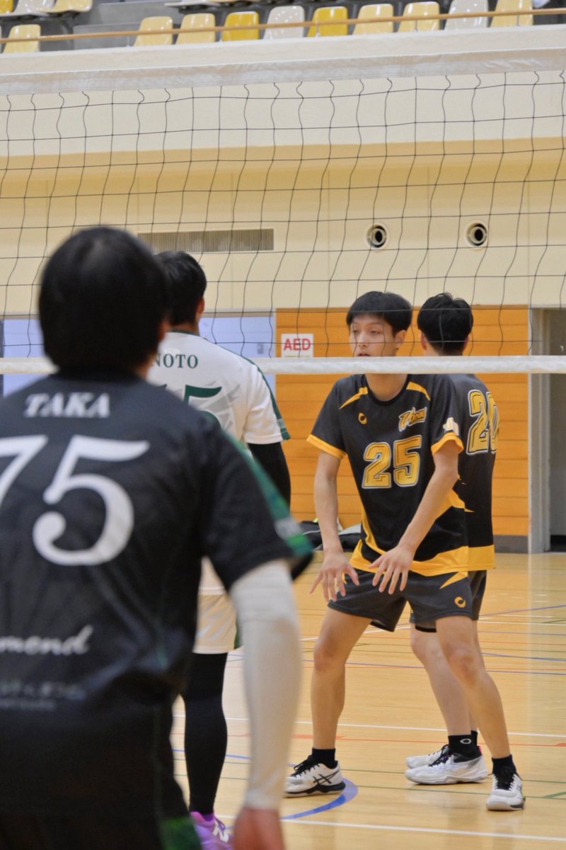 diamond_vbc's tweet photo. 【社会人男子チーム】
久々の投稿になります😅
9/14(日)と9/21(日)の2日間でダイヤモンドカップを開催させていただきました！
ご参加いただいたチームの皆さんありがとうございました✨

また来年も開催を検討して���ります✋
その際もよろしくお願いします🙇‍♂️
参加ご希望のチームも是非ご連絡ください！

【9/14参加チーム】
rebellion🏆
MAX
WONKA
松戸ダイヤモンド

【9/21参加チーム】
東陵東京クラブ🏆
Amethyst
WAGWAN
JAIL
松戸ダイヤモンド
K2
麗澤大学
#松戸ダイヤモンド
#バレーボール
#volleyball