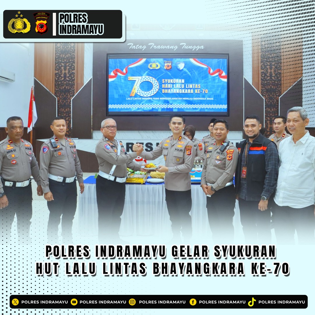 Polres Indramayu Polda Jabar menggelar acara syukuran dalam rangka memperingati Hari Ulang Tahun (HUT) Lalu Lintas Bhayangkara ke-70 tahun 2025, bertempat di Aula Atmaniwedhana, Mako Polres Indramayu, Senin (22/9/2025).