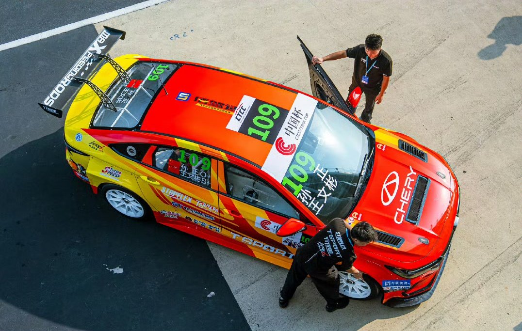 SergioFonseca8's tweet photo. ✨ The Chery Arrizo 8 made its debut in racing attire last weekend. Good to see local outfits bringing Chinese-made cars back to racing, the way it used to be. #CTCC https://t.co/97ZL0USs2N