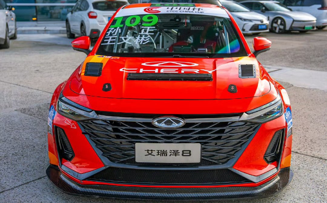 SergioFonseca8's tweet photo. ✨ The Chery Arrizo 8 made its debut in racing attire last weekend. Good to see local outfits bringing Chinese-made cars back to racing, the way it used to be. #CTCC https://t.co/97ZL0USs2N