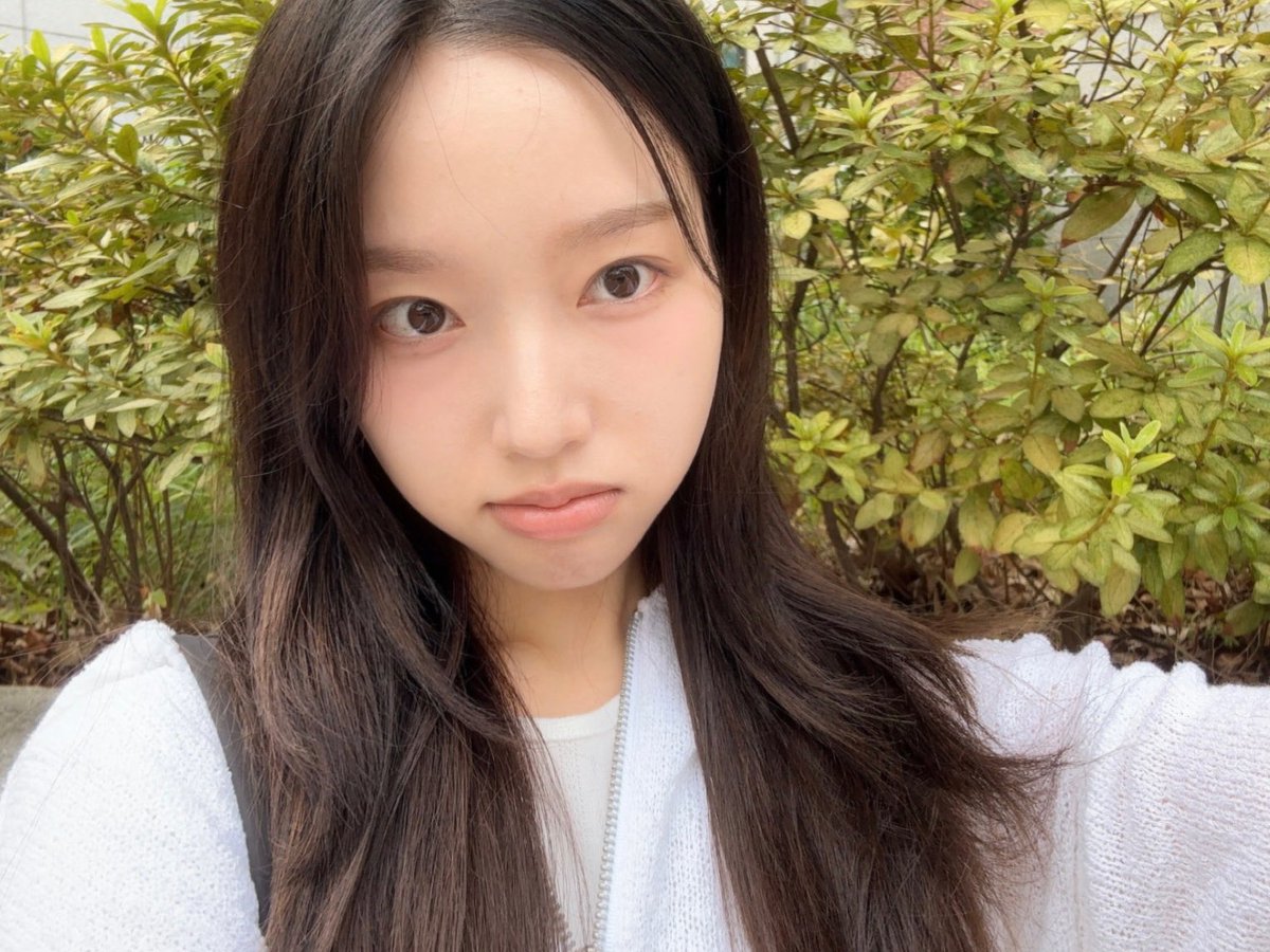 loobleglobal's tweet photo. gowon fromm update #고원

🦋 The weather is very nice
🦋 It's really autumn now!

#루셈블 #Loossemble @Loossemble_twt https://t.co/TkgZ798LSO