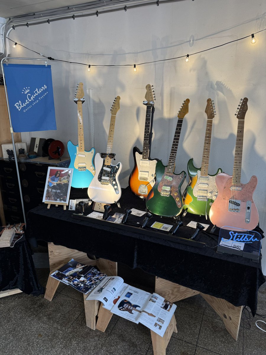hiroyamada_jp's tweet image. 高岡クラフト市場街DAY3 done!!

🪵和材 VS 洋材🪵
能登ヒバ VS アッシュ for エレキギター🎸
能登ヒバ VS パイン for アンプ🔈

明日が最終日です🤙
シール貼りに来てください😎

#BlueGuitars #stilblu #shinos  
#高岡クラフト市場街